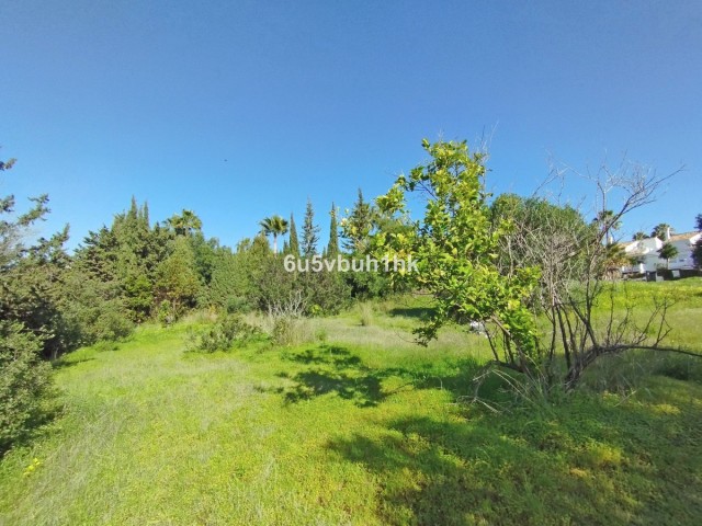  Grundstück in Bel Air