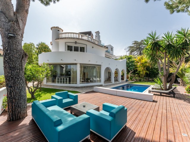 4 Makuuhuoneen Huvila Calahonda