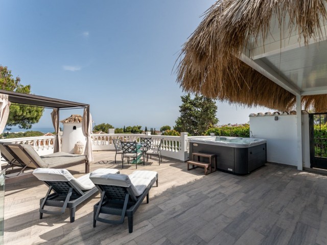 4 Makuuhuoneen Huvila Calahonda