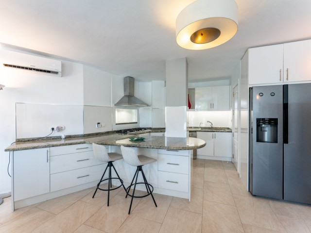 4 Makuuhuoneen Huvila Calahonda