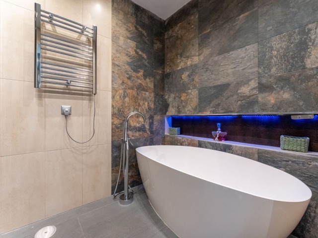 4 Makuuhuoneen Huvila Calahonda