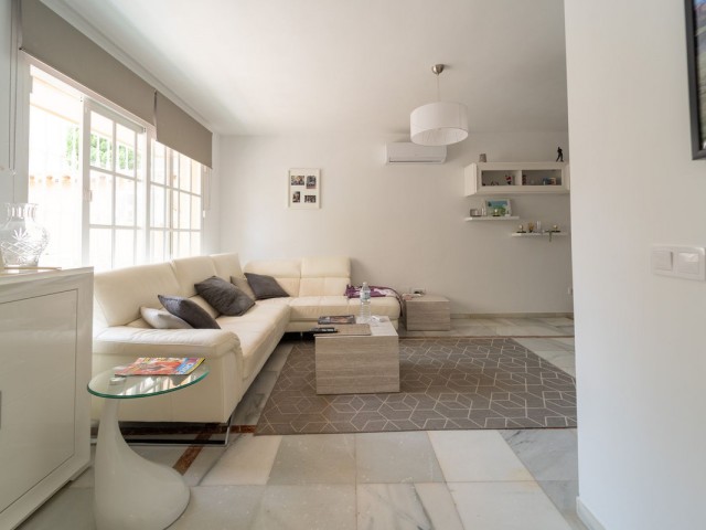 Villa con 4 Dormitorios  en Fuengirola