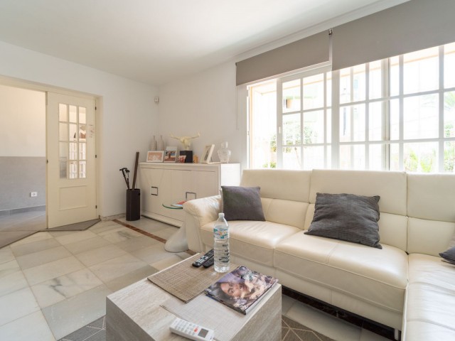 Villa con 4 Dormitorios  en Fuengirola