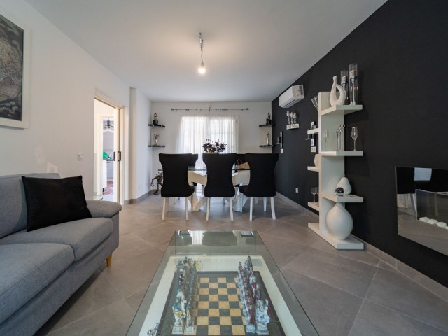 Villa con 4 Dormitorios  en Fuengirola