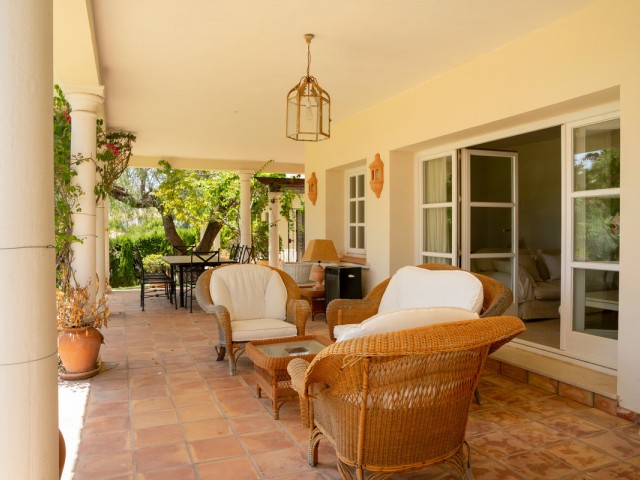 4 Sovrums Villa i Estepona