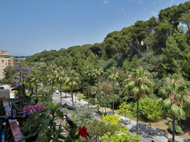 Apartamento, Marbella, R5072791