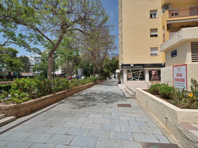 Apartamento, Marbella, R5072791