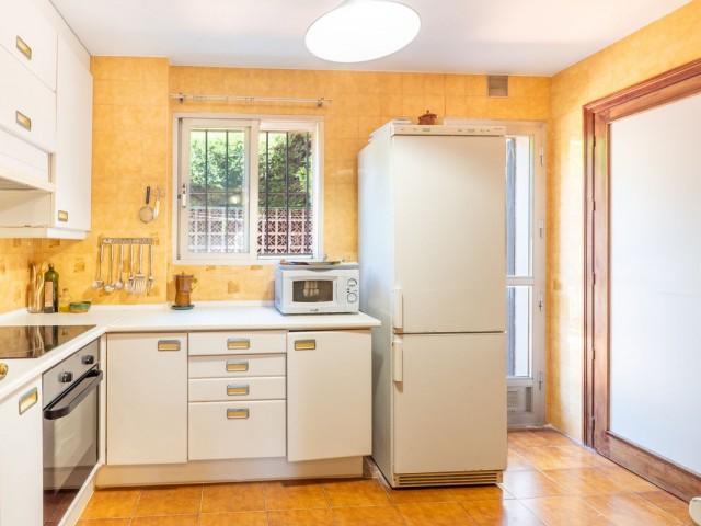 6 Slaapkamer Villa in Nueva Andalucía