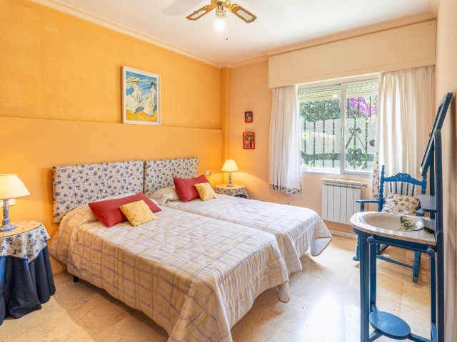 6 Slaapkamer Villa in Nueva Andalucía