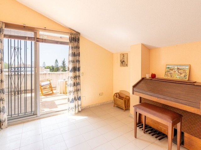 6 Slaapkamer Villa in Nueva Andalucía