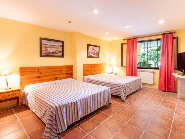 6 Slaapkamer Villa in Nueva Andalucía