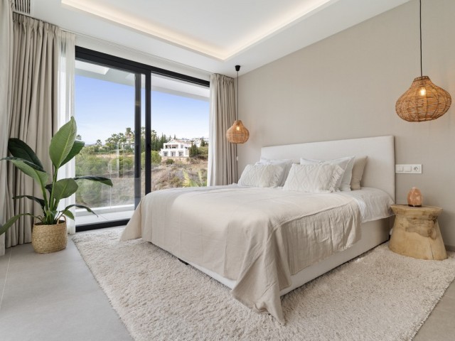 6 Sovrums Villa i Estepona