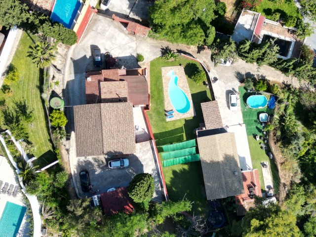 7 Soveroms Villa i Marbella
