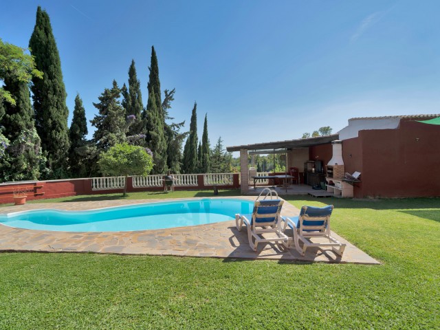 7 Soveroms Villa i Marbella