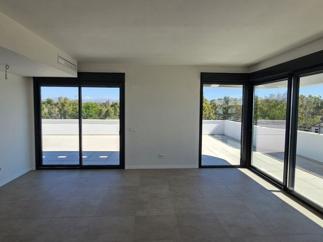 Ático con 4 Dormitorios  en Torremolinos