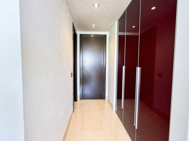3 Bedrooms Apartment in Benahavís