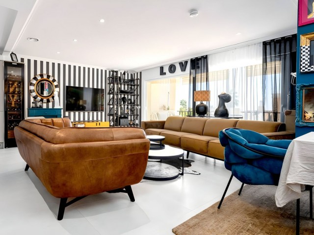 4 Schlafzimmer Reihenhaus in Nueva Andalucía