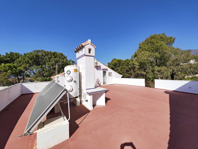 6 Sovrums Villa i Estepona