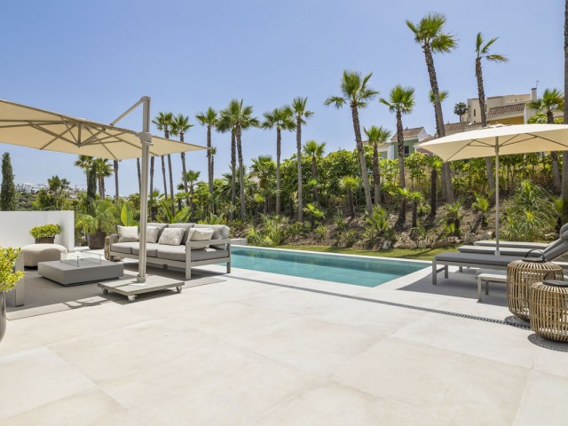 4 Schlafzimmer Villa in Casares Playa
