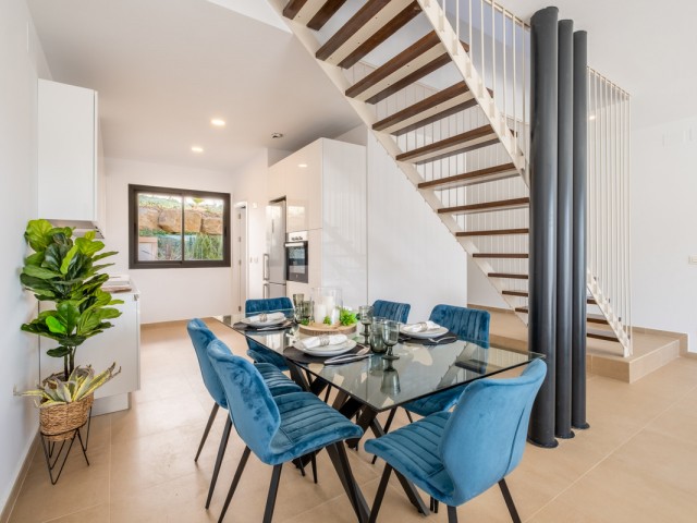 3 Bedrooms Townhouse in Manilva