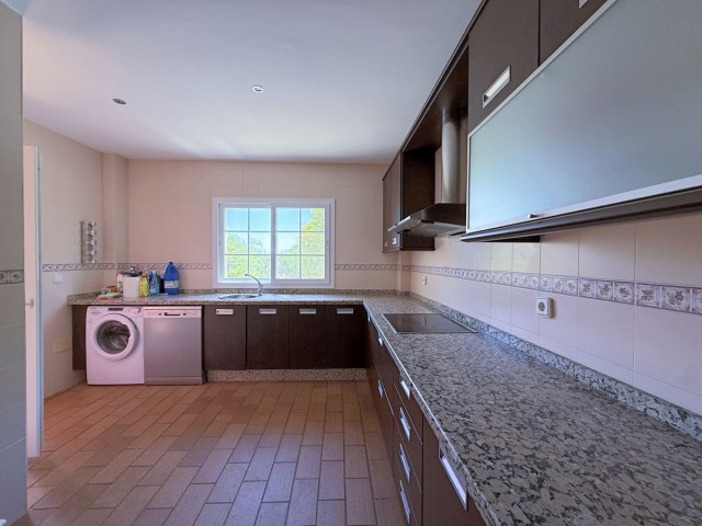 4 Bedrooms Townhouse in Sotogrande