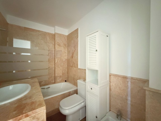 4 Bedrooms Townhouse in Sotogrande