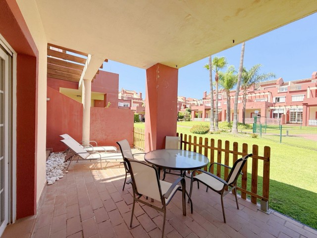 Maison mitoyenne avec 4 Chambres  à Sotogrande
