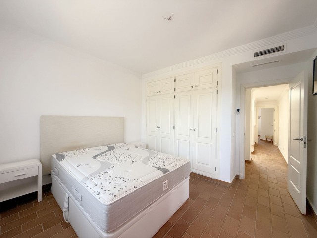 Maison mitoyenne avec 4 Chambres  à Sotogrande