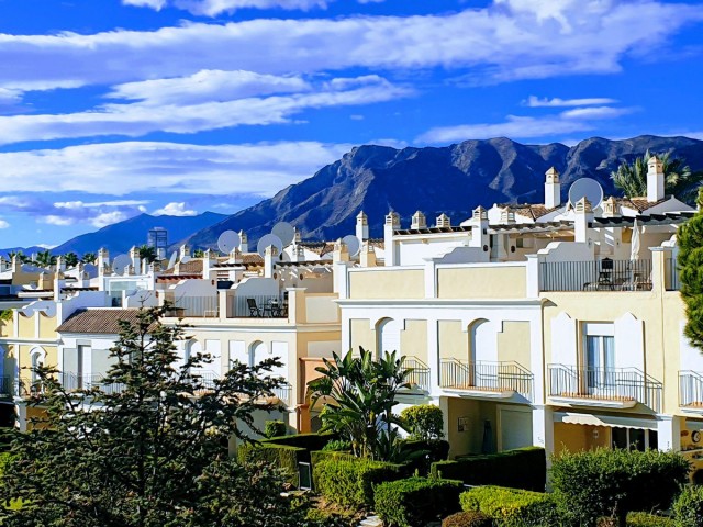 3 Bedrooms Townhouse in Bahía de Marbella