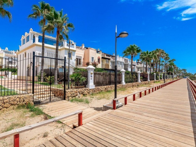 3 Bedrooms Townhouse in Bahía de Marbella