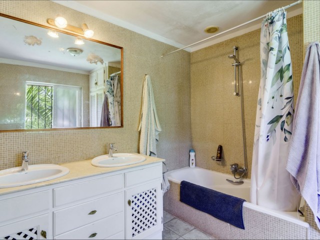 Villa avec 4 Chambres  à El Rosario