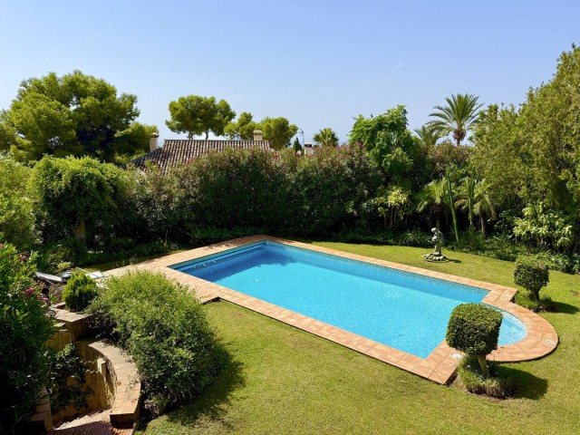 4 Bedrooms Villa in Sierra Blanca