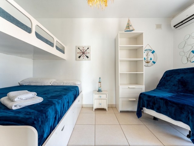 2 Makuuhuoneen Rivitalo Calahonda