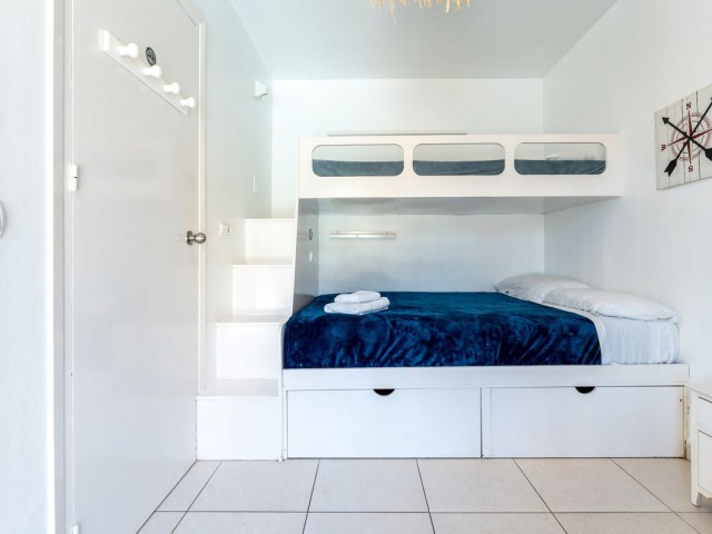 2 Makuuhuoneen Rivitalo Calahonda