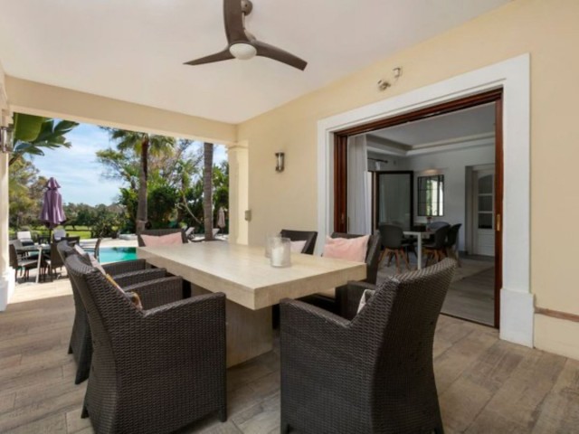 6 Slaapkamer Villa in Nueva Andalucía