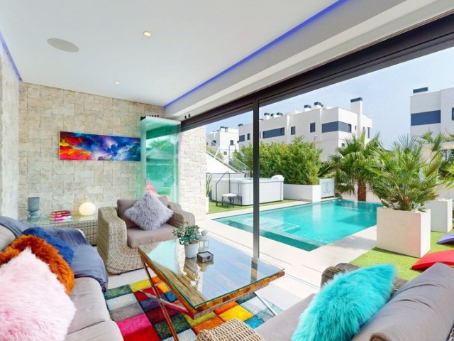 Villa avec 5 Chambres  à La Cala de Mijas