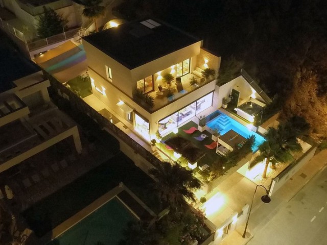 Villa avec 5 Chambres  à La Cala de Mijas