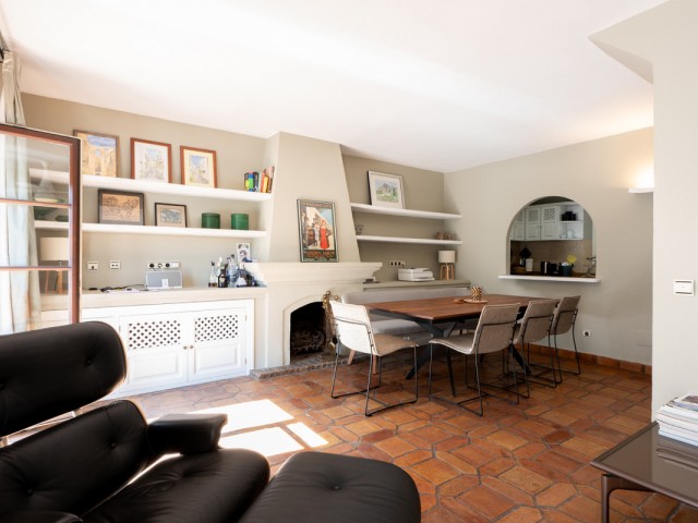 2 Bedrooms Townhouse in The Golden Mile