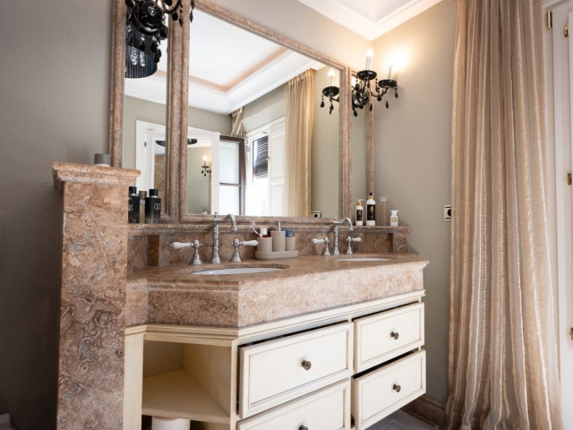 2 Bedrooms Townhouse in The Golden Mile