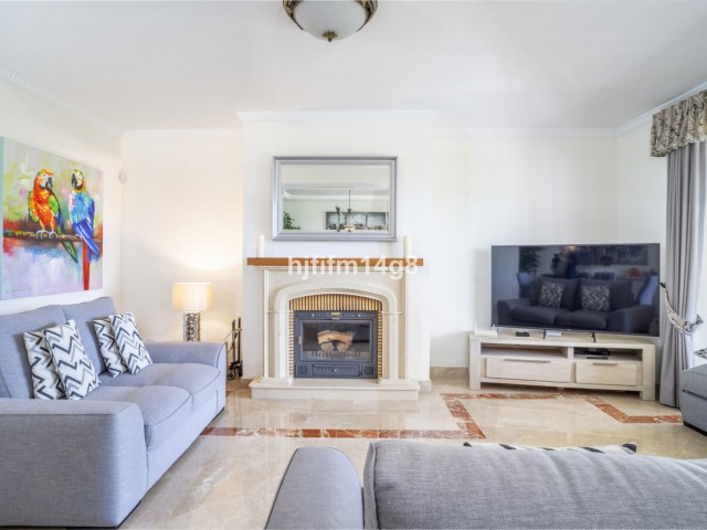 3 Schlafzimmer Reihenhaus in Nueva Andalucía