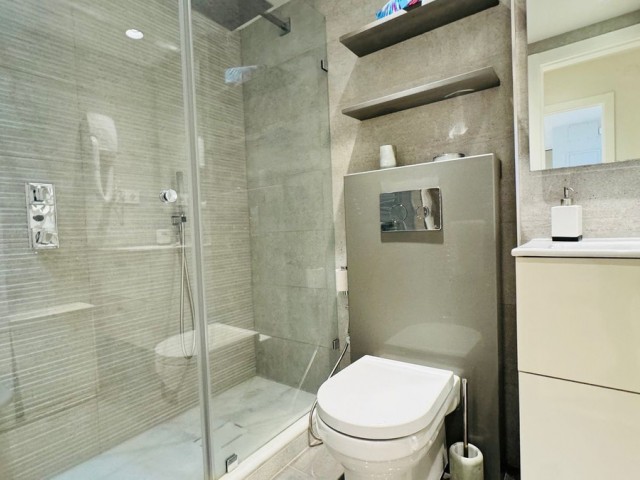 2 Soveroms Leilighet i Elviria