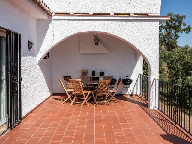 4 Schlafzimmer Villa in Valtocado
