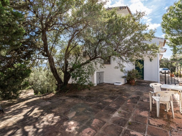 4 Schlafzimmer Villa in Valtocado