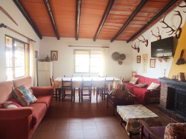 2 Bedrooms Villa in La Cala