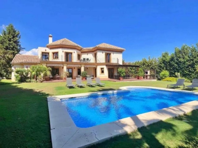 5 Soveroms Villa i Los Flamingos