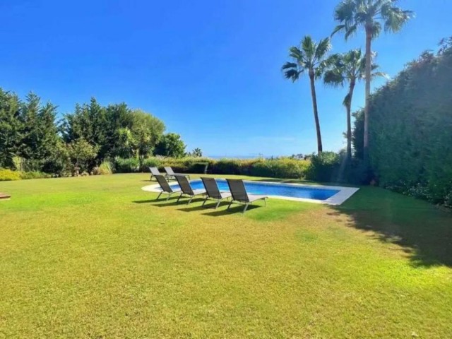 5 Slaapkamer Villa in Los Flamingos