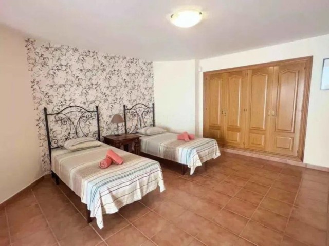5 Slaapkamer Villa in Los Flamingos