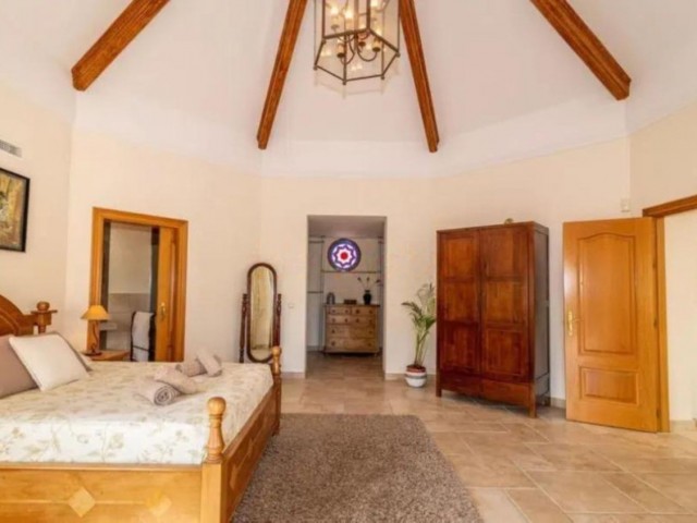 5 Slaapkamer Villa in Los Flamingos