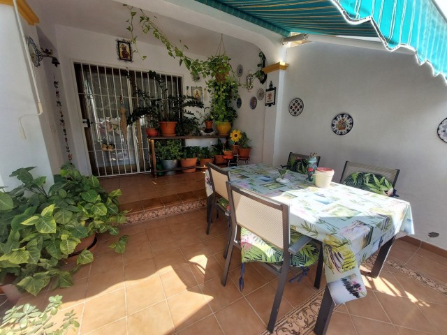 Reihenhaus, Las Lagunas, R5081047