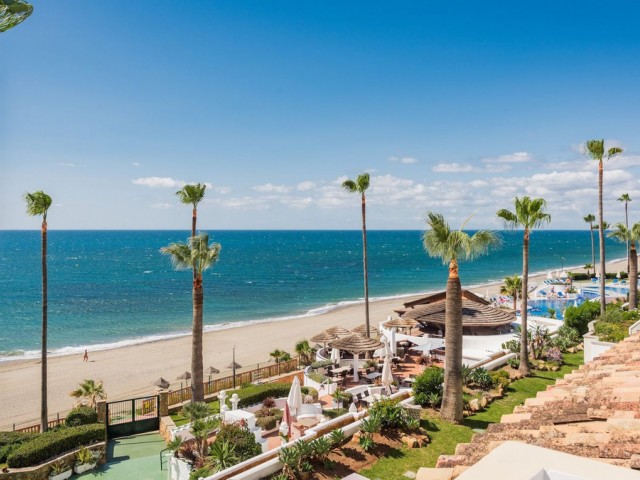 Kattohuoneisto New Golden Mile - R5081131